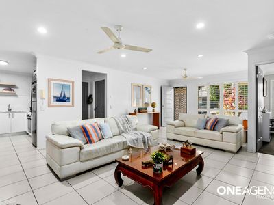 126 / 230 Pulgul Street, Urangan