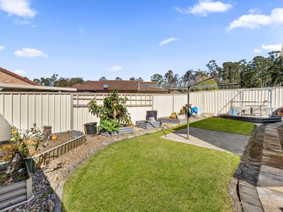17b Eric Fenning Drive, Surf Beach