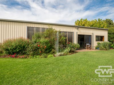 172 Hazelwood Road, Stonehenge