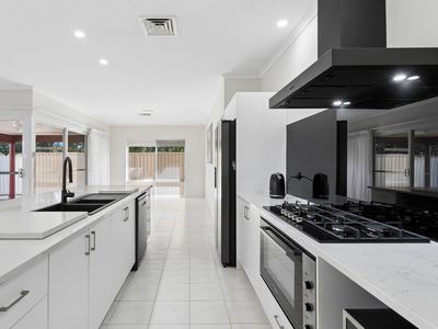 242A Morley Drive East, Eden Hill