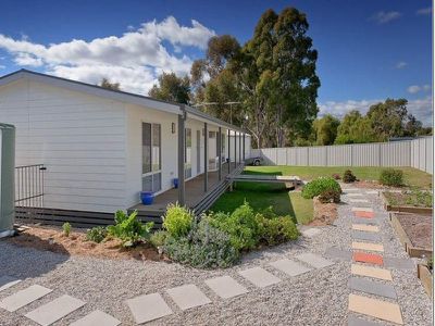 5 Pearce Court, Tallangatta
