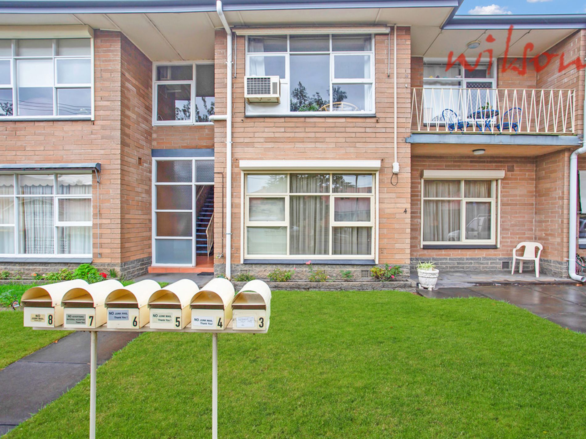 4 / 4 Dunbar Terrace, Glenelg East