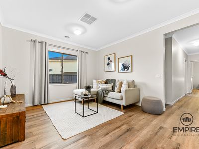 15 Scenery Drive, Clyde North