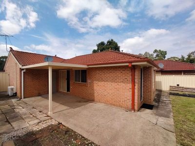 12 Bainton Place, Doonside