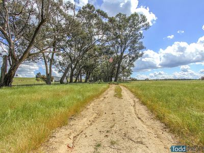5600 Northern Highway, Tooborac