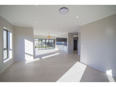 2 Avalon Place, Dubbo