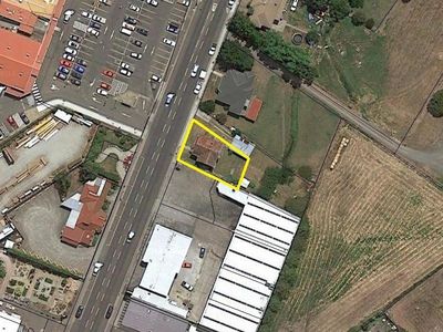 64 Main St, Huonville