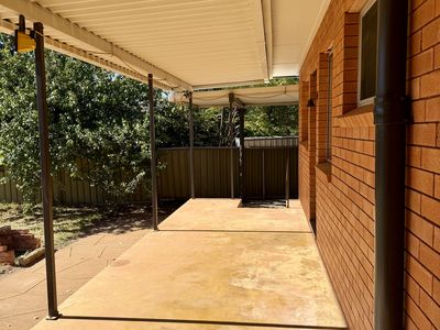 32 Banksia Crescent, Dubbo