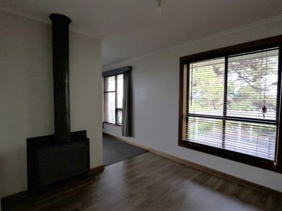 14 Hillcrest Avenue, Mount Gambier