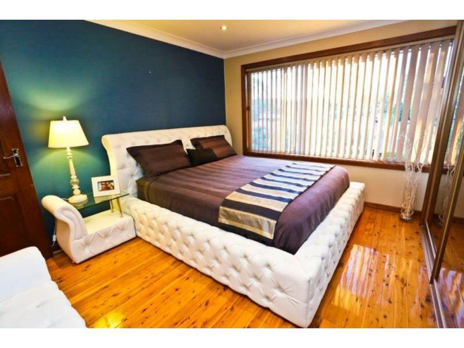 98 Wendy Crescent, Georges Hall