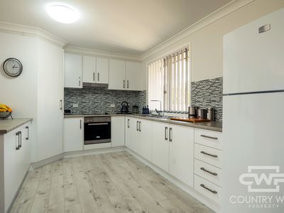 22 Inverell Road, Emmaville
