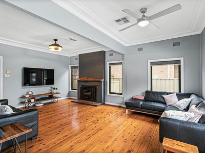 85 Reddall Parade, Lake Illawarra