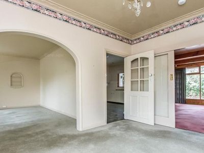 11 South Street, Belmont