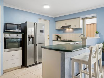 56 Cheltenham Loop, Bertram