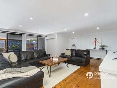 7 Gal Crescent, Moorebank