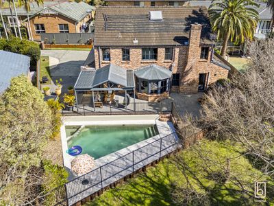 5 Fishburn Court, Terrigal