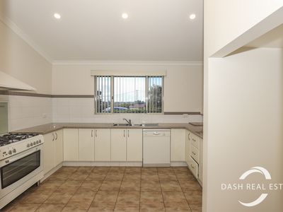 24 Kennedy Way, Padbury