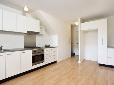 8 / 252 Botany Road, Alexandria