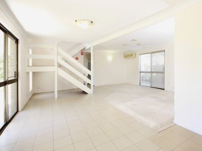118 Ashmore Road, Benowa
