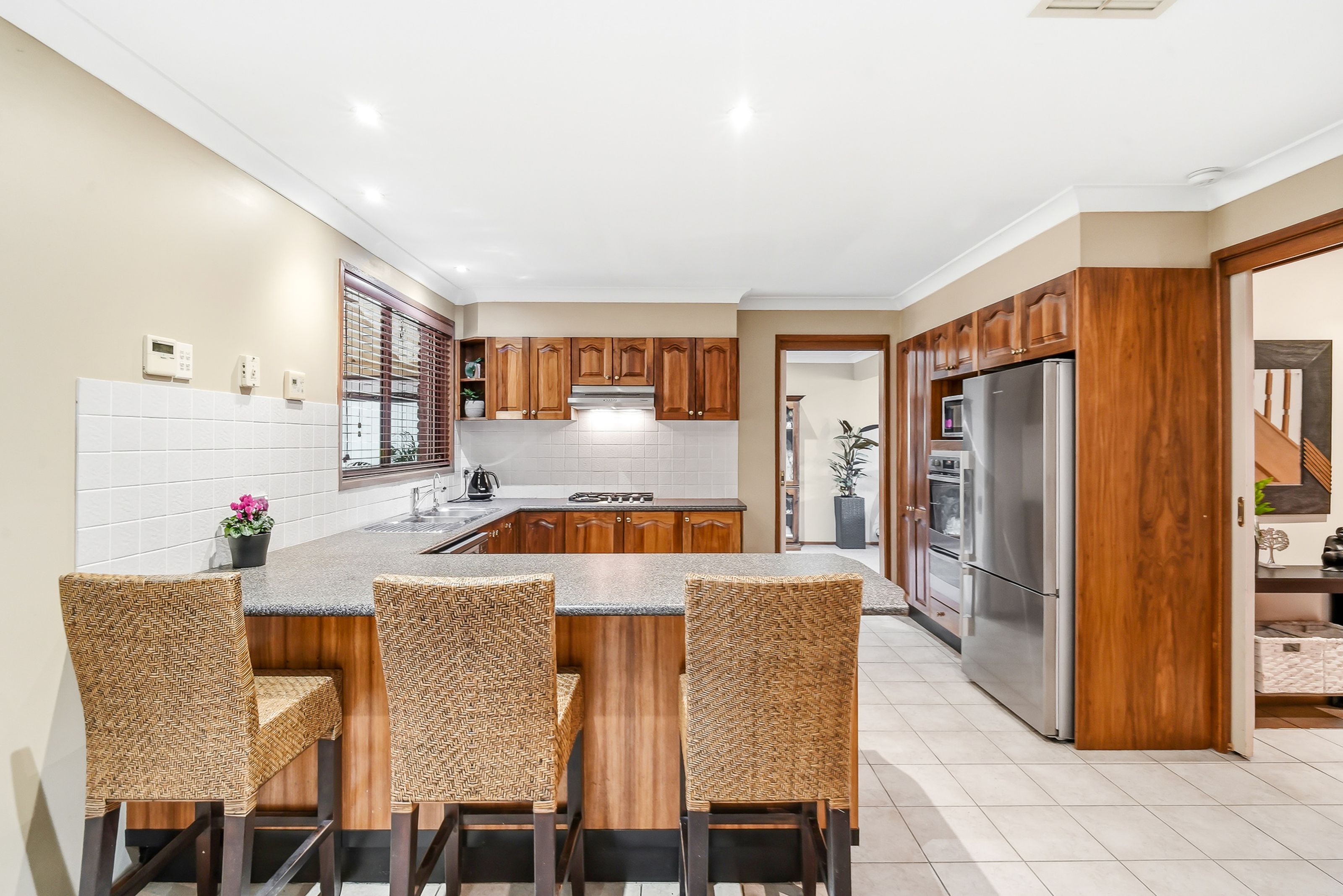 6 Kyarra Terrace, GLENMORE PARK