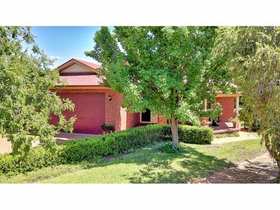 10 Loane Place, Dubbo