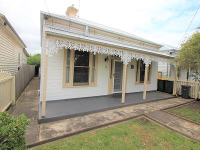 18 Lawton Avenue, Geelong West