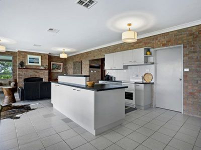 83 Warri Street, Pindimar