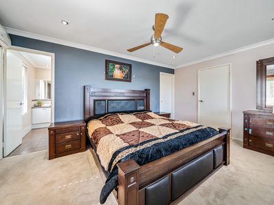 2 Greenwich Parade, Canning Vale