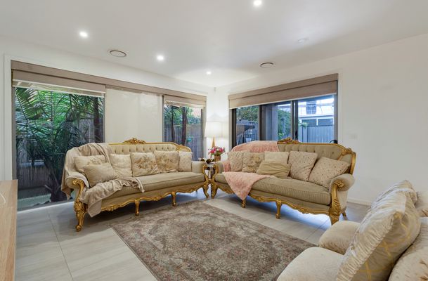 24 Peninsula Crescent, Craigieburn