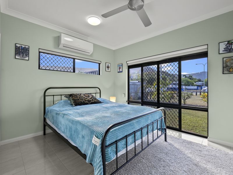 17 Newberry Street, Smithfield