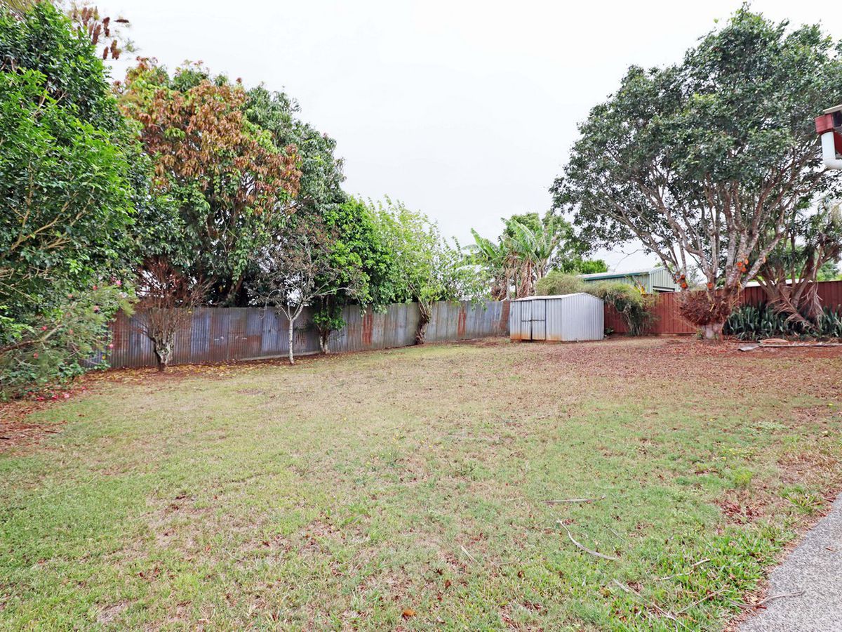 14 Azalea Street, Atherton