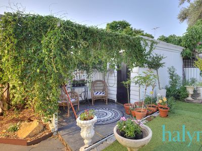 18 Myrtle Street, Perth