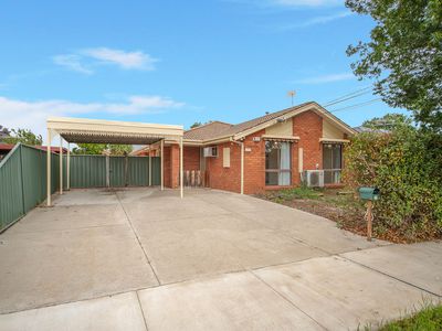 77 Tamarind Crescent, Werribee