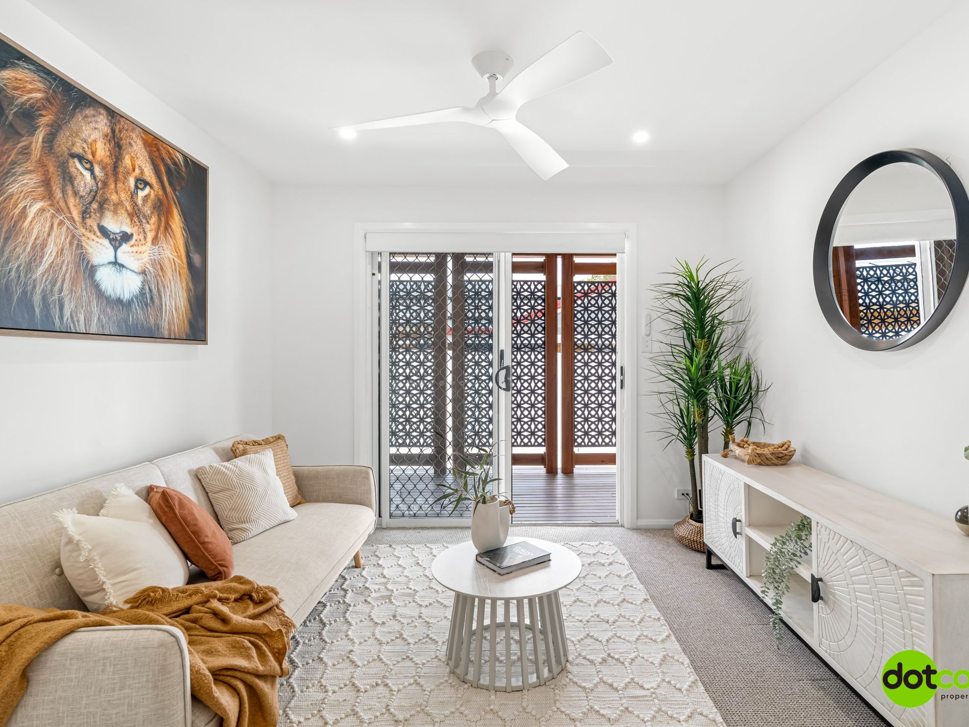 77 Buff Point Avenue, Buff Point