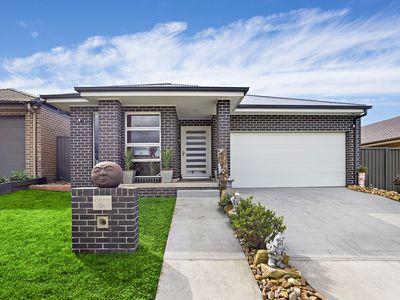 34 Bartlett Crescent, Calderwood