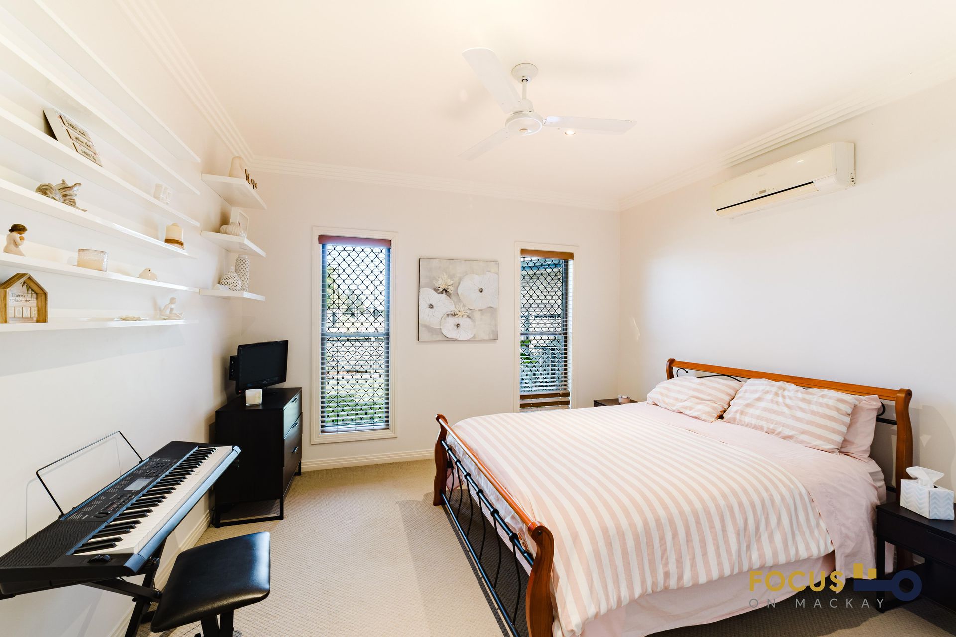 70 Gingham Street, Glenella