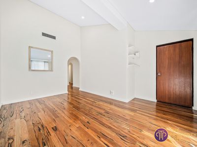 1 / 10 Chappel Street, Dianella