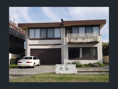 1 / 8 Osborne Parade, Warilla