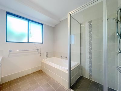 10 Reflections Road, Southern River