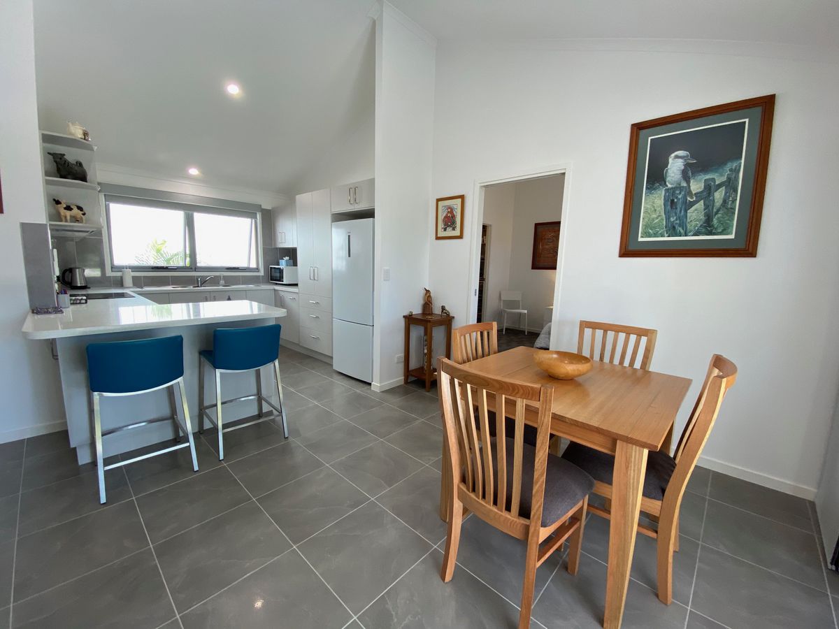 1 Sanctuary Point Close, Point Vernon