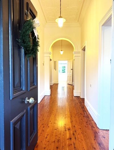 99 Upper Street, Tamworth