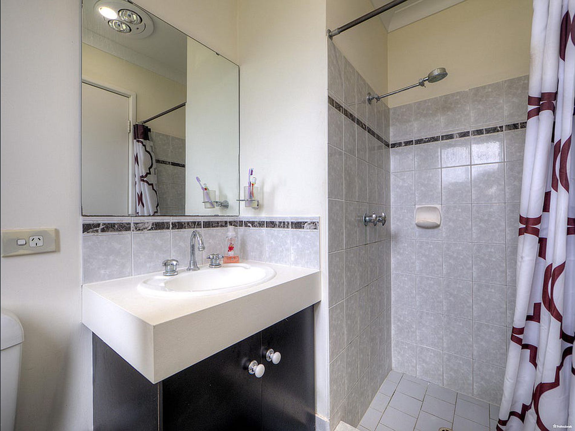 5 Joudah Court, High Wycombe