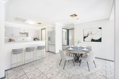 15 Briggs Place, ST HELENS PARK, St Helens Park - Thumbnail 2