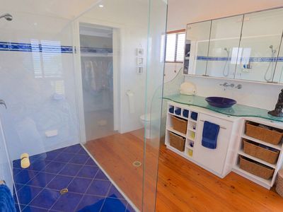 142 Schofield Parade, Keppel Sands