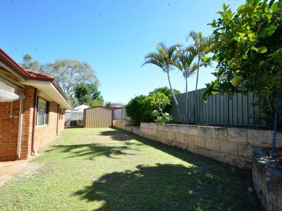 8 Rossetti Court, North Lake