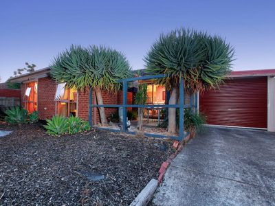 25 Lesley Drive, Hampton Park