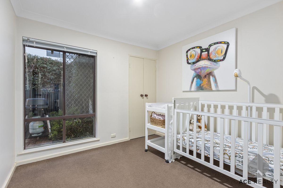 2 / 62 Lockhart Street, Como