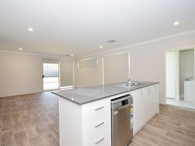 83 Amberley Drive, Baldivis