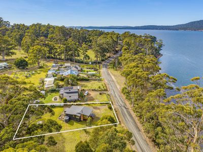 4946 Channel Highway, Gordon