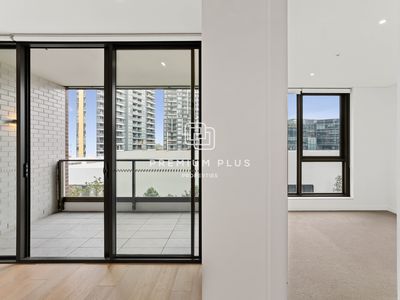1008 / 83 Harbour Street, Haymarket